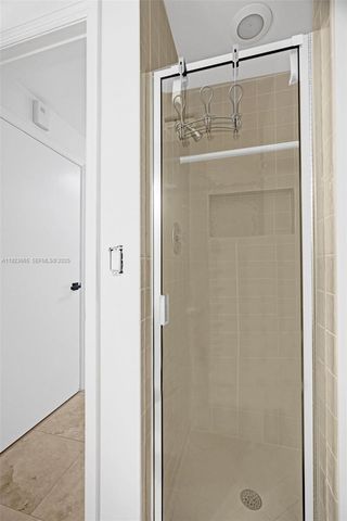 10101 Collins Ave 17A, Bal Harbour, FL 33154