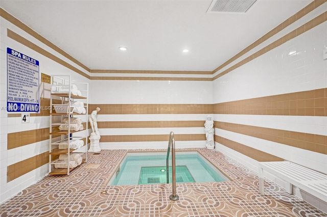 10101 Collins Ave 17A, Bal Harbour, FL 33154