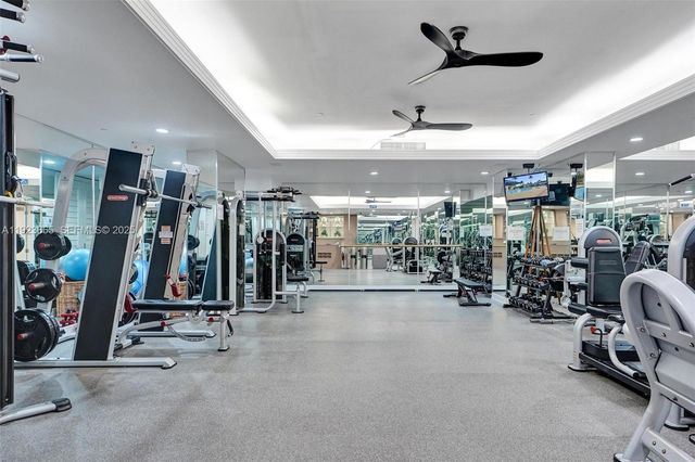 10101 Collins Ave 17A, Bal Harbour, FL 33154