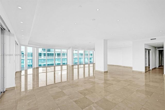 10101 Collins Ave 17A, Bal Harbour, FL 33154