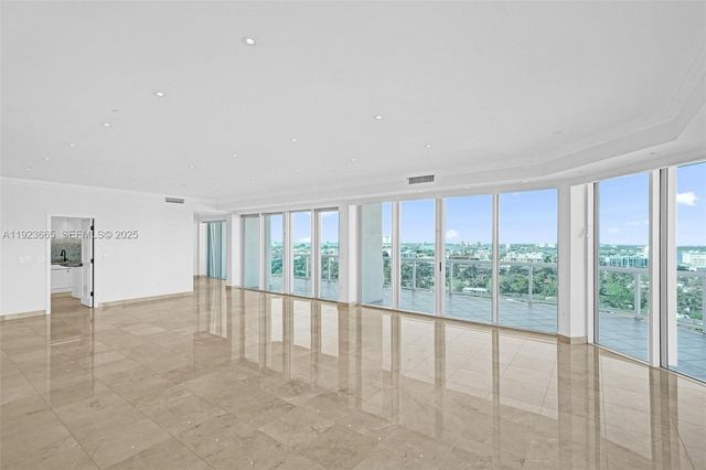10101 Collins Ave 17A, Bal Harbour, FL 33154