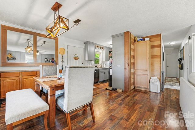 780 Saint James Church Road, Newton, NC 28658