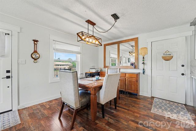 780 Saint James Church Road, Newton, NC 28658