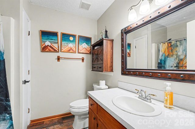 780 Saint James Church Road, Newton, NC 28658