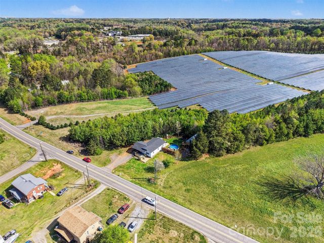 780 Saint James Church Road, Newton, NC 28658