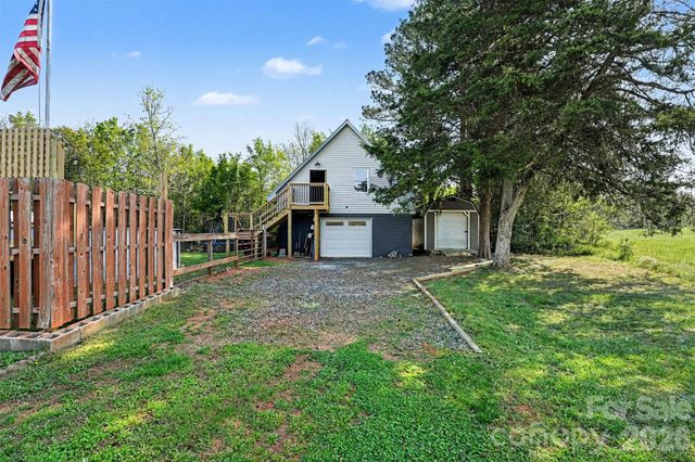 780 Saint James Church Road, Newton, NC 28658