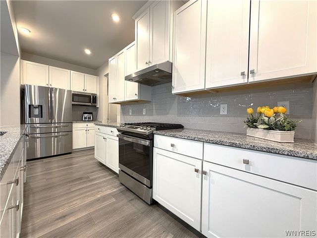 38 Sierra Drive, Amherst, NY 14228