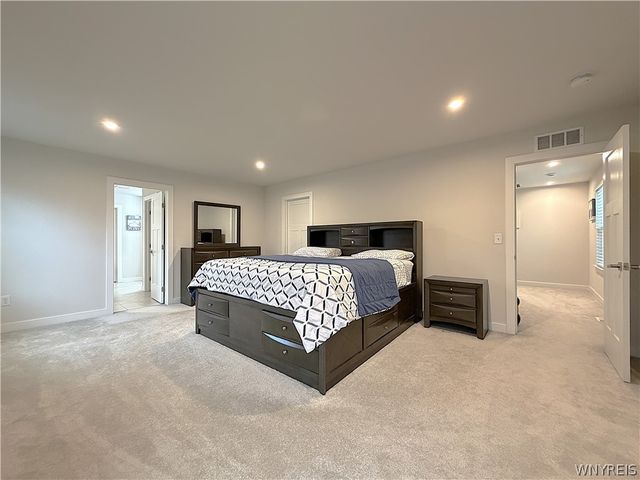 38 Sierra Drive, Amherst, NY 14228