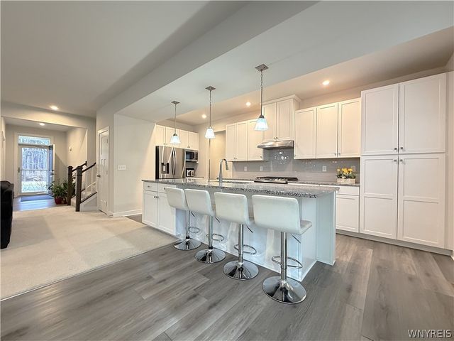 38 Sierra Drive, Amherst, NY 14228