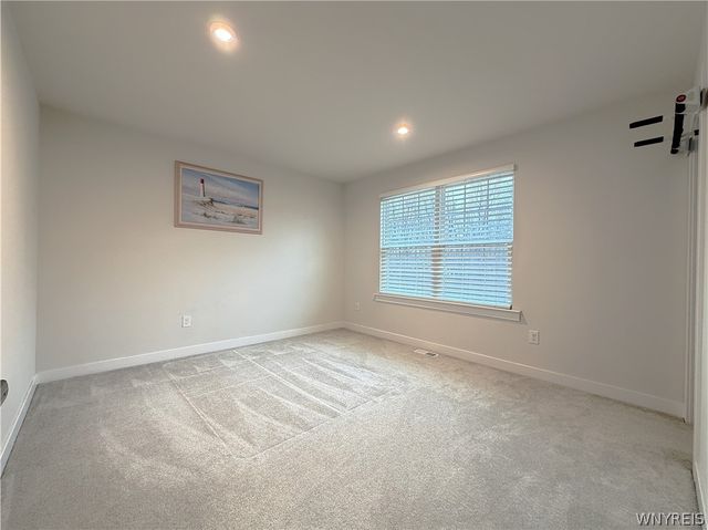 38 Sierra Drive, Amherst, NY 14228