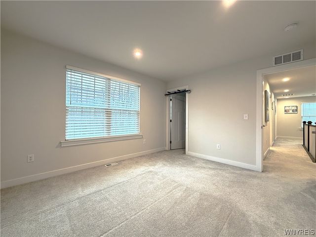 38 Sierra Drive, Amherst, NY 14228