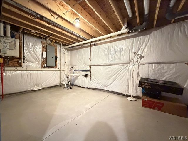 38 Sierra Drive, Amherst, NY 14228