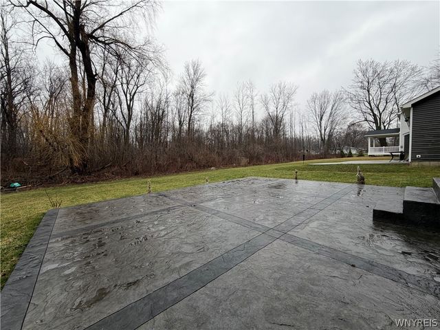 38 Sierra Drive, Amherst, NY 14228