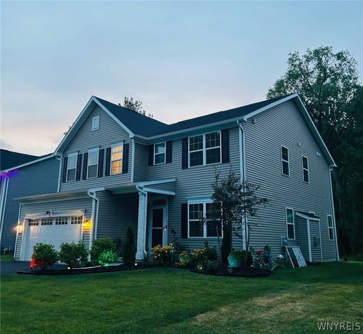 38 Sierra Drive, Amherst, NY 14228