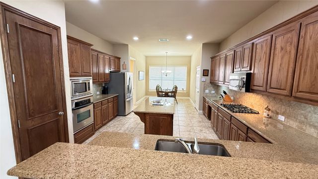 1019 Hot Springs Drive, Allen, TX 75013