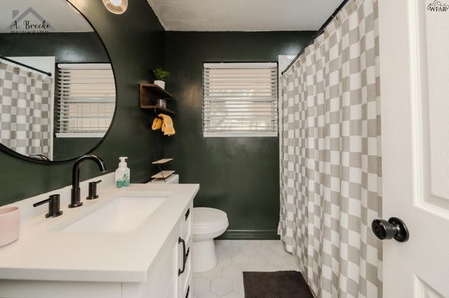 901 MIMOSA STREET, Burkburnett, TX 76354