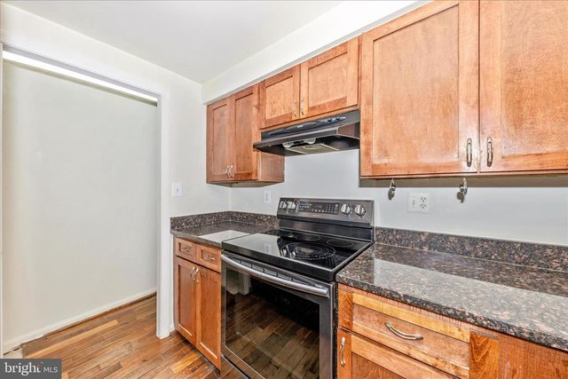 8812 DOWLING PARK PL, Gaithersburg, MD 20886