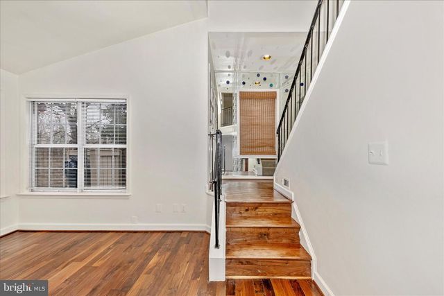 8812 DOWLING PARK PL, Gaithersburg, MD 20886