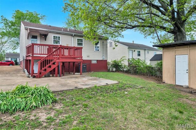 6453 Colletta Drive, St Louis, MO 63139