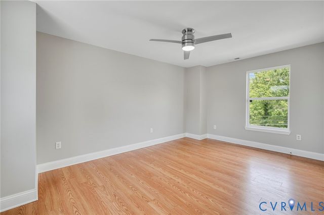 220 Mercury St, Petersburg, VA 23803
