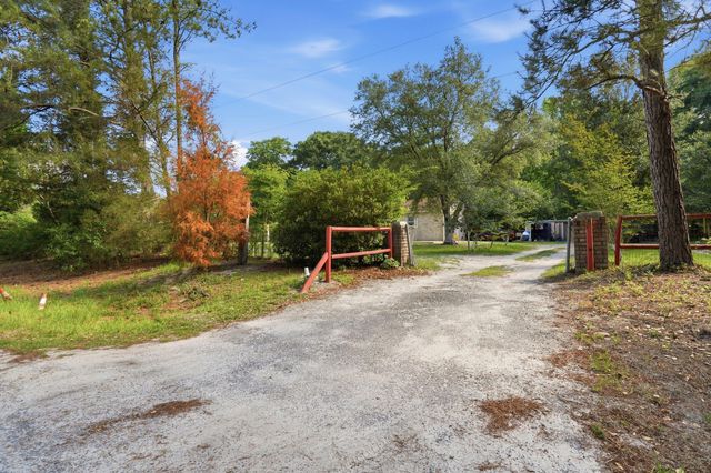 155 Sweatman Road, Dorchester, SC 29437
