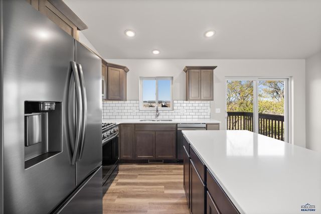 24001 CINCH CT, Rapid City, SD 57701