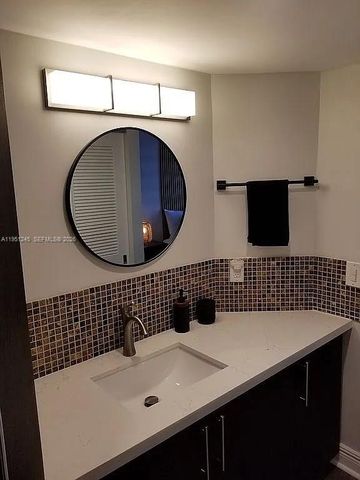 15539 N Miami Lakeway N 203-22, Miami Lakes, FL 33014