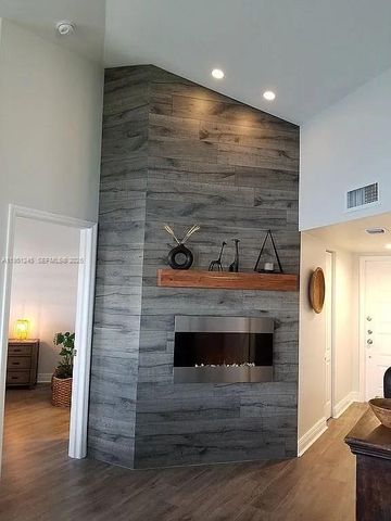 15539 N Miami Lakeway N 203-22, Miami Lakes, FL 33014