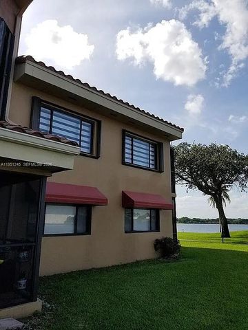 15539 N Miami Lakeway N 203-22, Miami Lakes, FL 33014