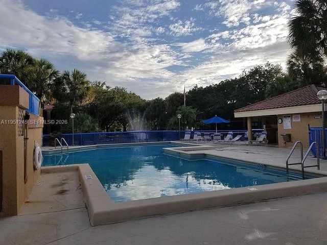 15539 N Miami Lakeway N 203-22, Miami Lakes, FL 33014