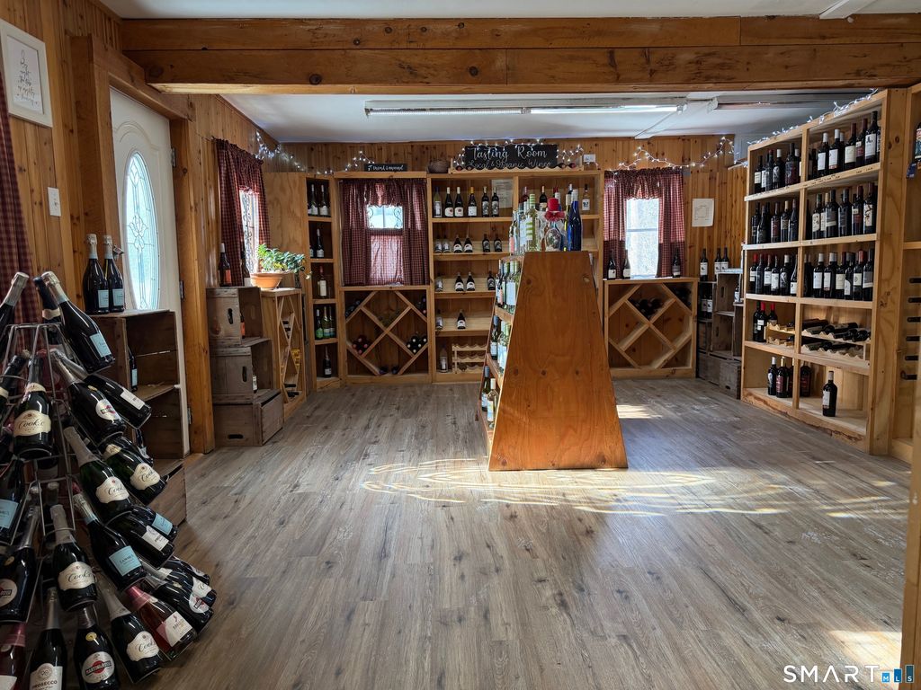 8 Palmer Road, Scotland, CT 06264