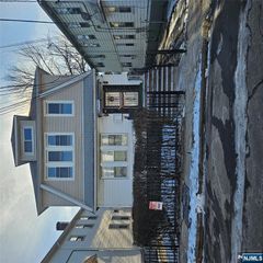 15 Walter Place, Irvington, NJ 07111