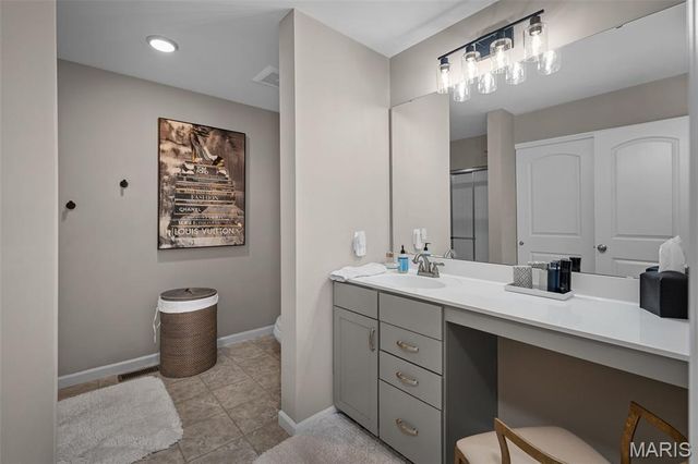 318 Regents Park Avenue, Wentzville, MO 63385