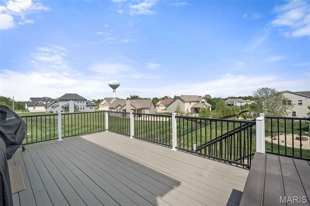 318 Regents Park Avenue, Wentzville, MO 63385