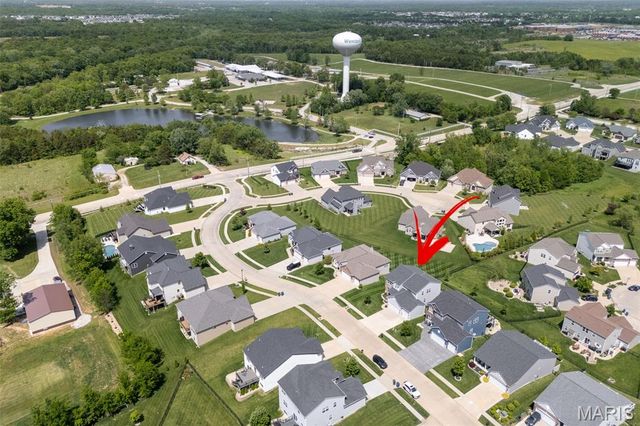 318 Regents Park Avenue, Wentzville, MO 63385