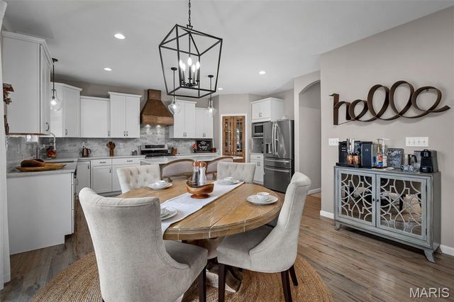 318 Regents Park Avenue, Wentzville, MO 63385