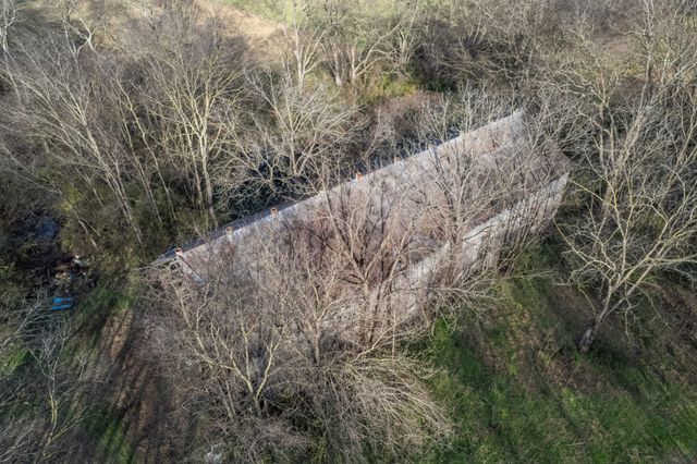 815 S Cross Bridges Rd, Mount Pleasant, TN 38474