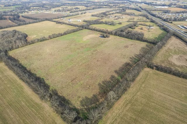 815 S Cross Bridges Rd, Mount Pleasant, TN 38474