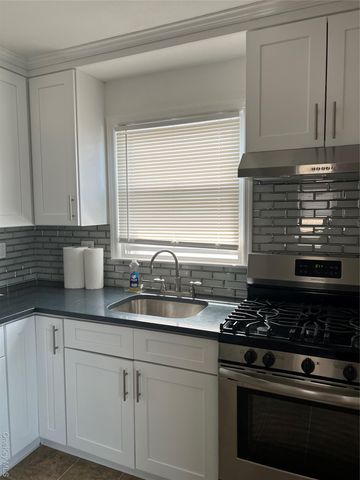 96-08 156, Howard Beach, NY 11414