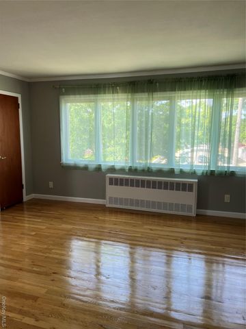 96-08 156, Howard Beach, NY 11414