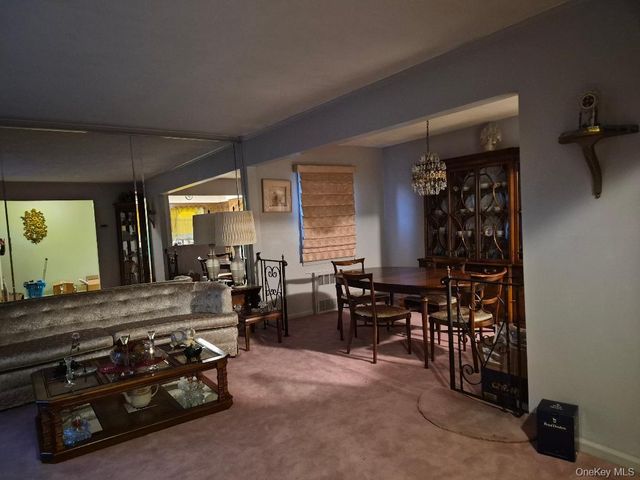 96-08 156, Howard Beach, NY 11414