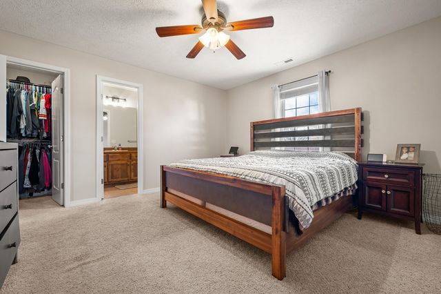 393 N Ladera Drive, Republic, MO 65738