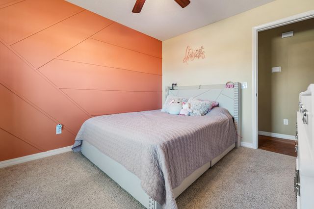 393 N Ladera Drive, Republic, MO 65738