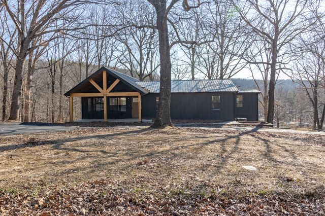 209 Spencer Dr, Spencer, TN 38585