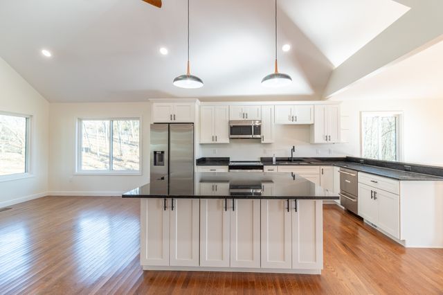 209 Spencer Dr, Spencer, TN 38585