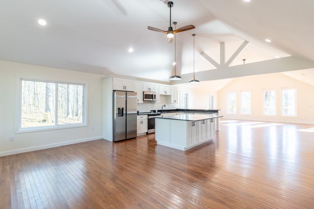 209 Spencer Dr, Spencer, TN 38585