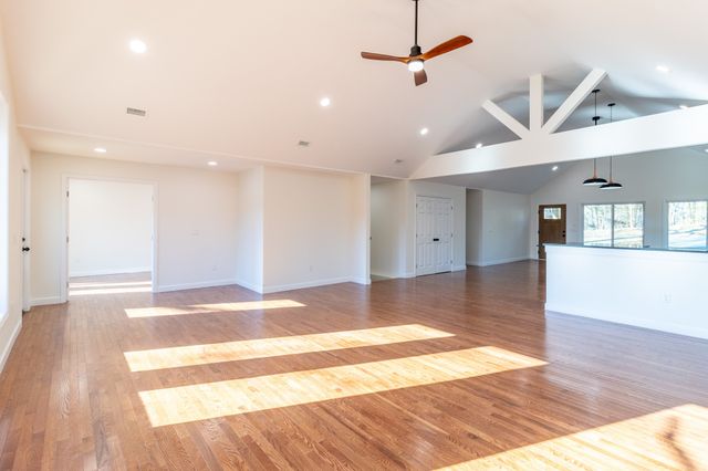 209 Spencer Dr, Spencer, TN 38585