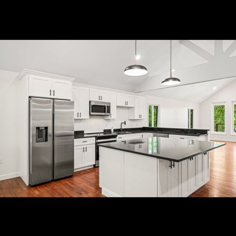 209 Spencer Dr, Spencer, TN 38585