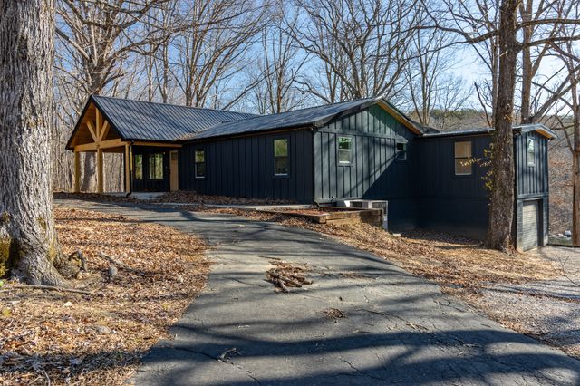 209 Spencer Dr, Spencer, TN 38585