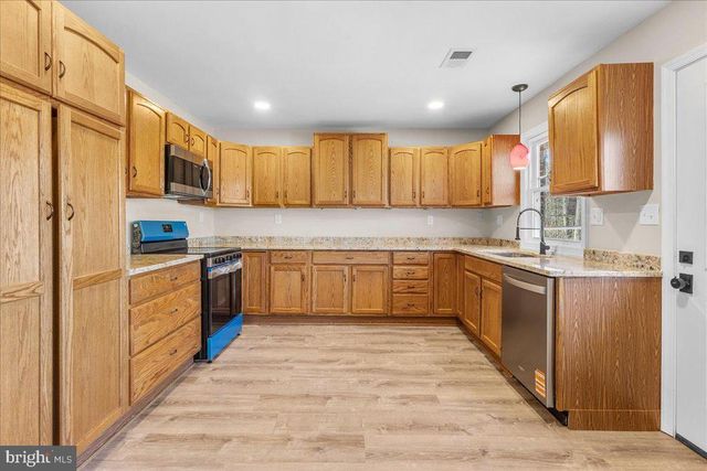 3903 SWANSON CT, Fredericksburg, VA 22408